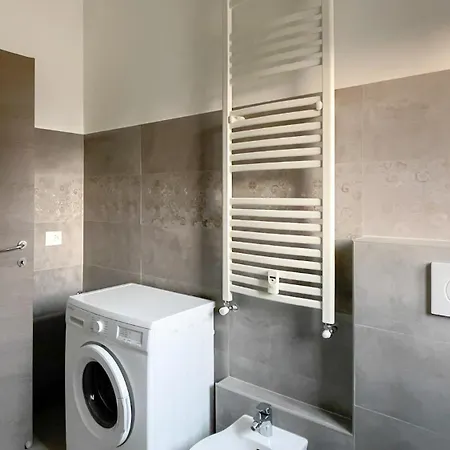 To Sud, 4 Beds, Near The Subway And The Poli Lingotto Complex 아파트 토리노