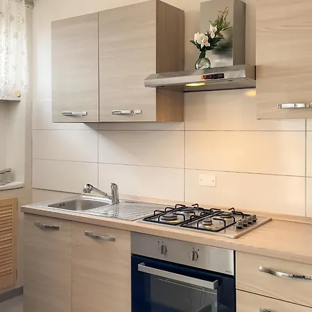 To Sud, 4 Beds, Near The Subway And The Poli Lingotto Complex 아파트 토리노