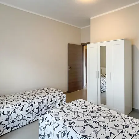 To Sud, 4 Beds, Near The Subway And The Poli Lingotto Complex *